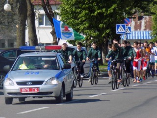 Дню работников физической культуры и спорта в Островце посвятили праздничный пробег